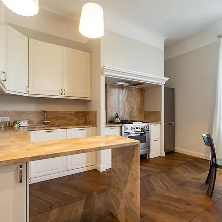 Citta Studi Elegant Huge Appartement